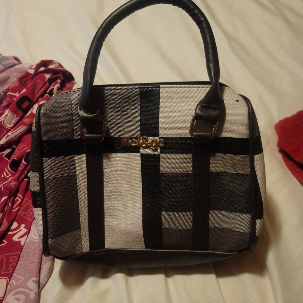 Purses - Picture 2 of 2